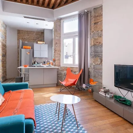 Cosy Plein Centre - L'annexe Apartmán *